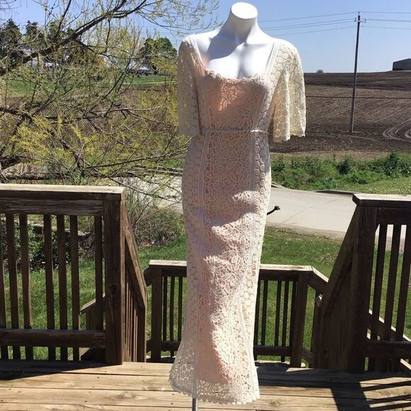 BCBGMaxAzria Crochet Bohemian Off-White With Orange Lining Style Maxi Dress Sz 6 - Picture 2 of 15